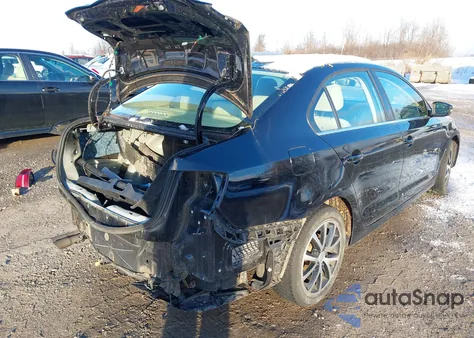 2018 Volkswagen Jetta 1.4T Se/1.4T Wolfsburg Edition z USA, uszkodzony, nr VIN 3VWDB7AJ0JM214851